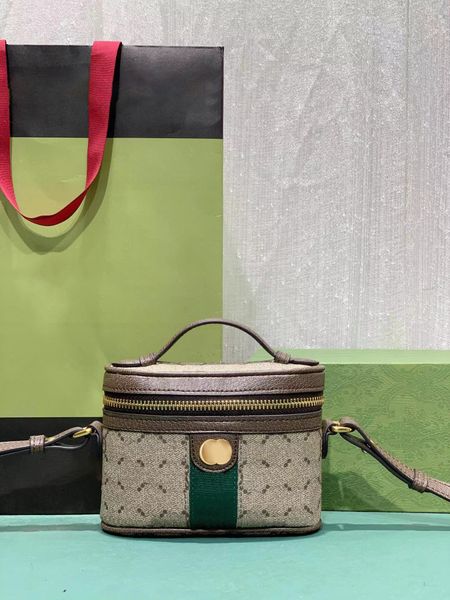 luxury designer marmont mini shoulder bags totes toiletry metal handbag womens mens fashion leather make up storage clutch travel cosmetic
luxury designer marmont mini shoulder bags totes toiletry metal handbag womens mens fashion leather make up storage clutch travel cosmetic