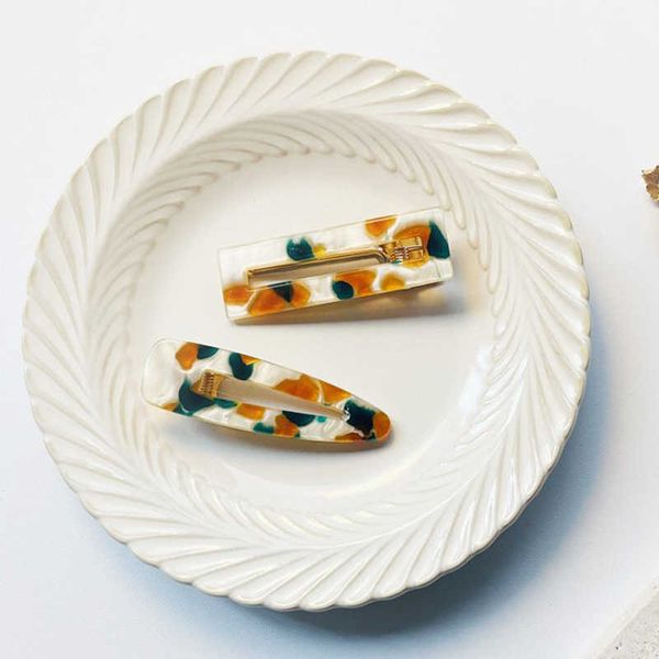 hair clips barrettes new arrived fashionable retro printed colorful rectangle barrette acrylic bb hair clips for women girls j230221, Golden;silver
hair clips barrettes new arrived fashionable retro printed colorful rectangle barrette acrylic bb hair clips for women girls j230221, Golden;silver