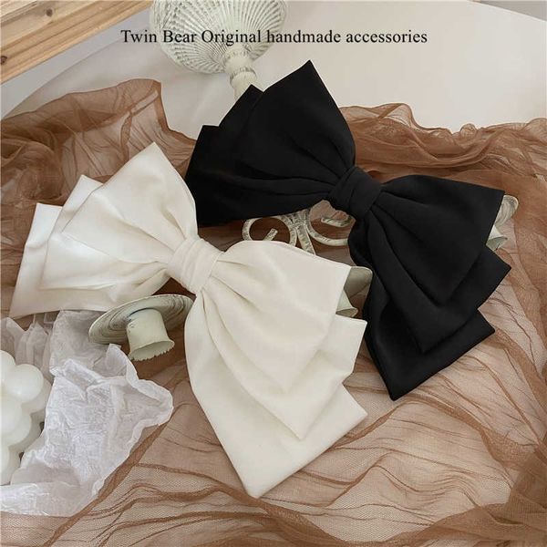 hair clips barrettes fashion solid color large satin bow hairpins barrettes for women girl korean hair clip hairgrip headwear hair accessori, Golden;silver
hair clips barrettes fashion solid color large satin bow hairpins barrettes for women girl korean hair clip hairgrip headwear hair accessori, Golden;silver