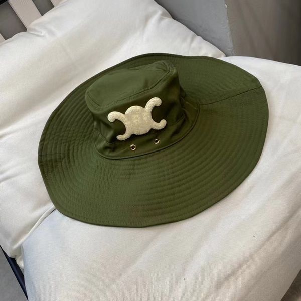 luxury designer bucket hat men and women general hat brim widening fashion beautiful outdoor sun shade social gathering applicable, Blue;gray
luxury designer bucket hat men and women general hat brim widening fashion beautiful outdoor sun shade social gathering applicable, Blue;gray