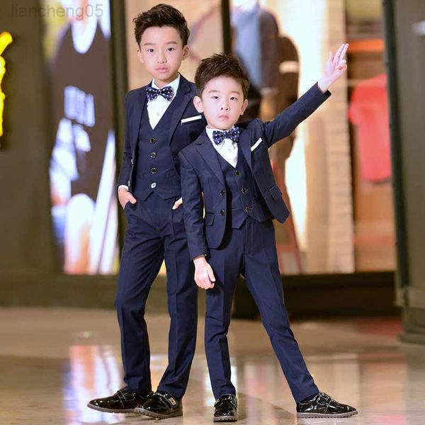 clothing sets merek bunga anak laki-laki formal suit pernikahan mahasiswa dalam kampus gaun pria anak-anak jaket rompi celana dasi kupu-kupu, White
clothing sets merek bunga anak laki-laki formal suit pernikahan mahasiswa dalam kampus gaun pria anak-anak jaket rompi celana dasi kupu-kupu, White