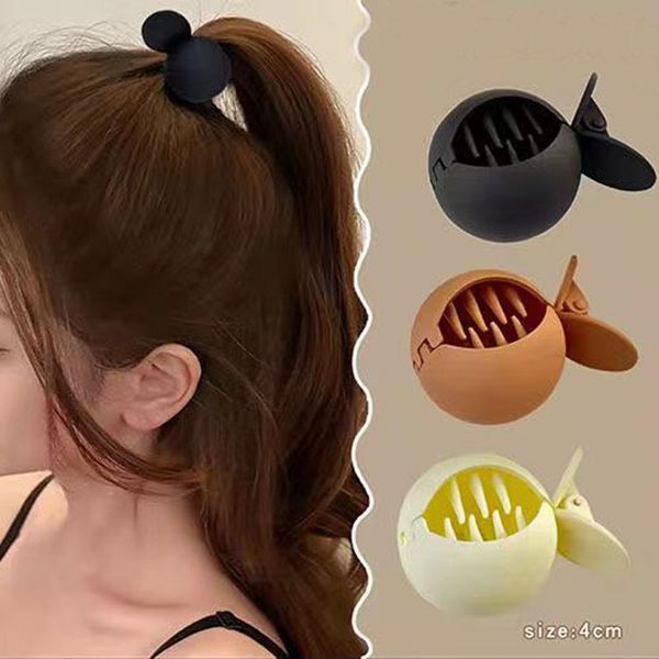 s3456 frosted texture hair clip grab clip back head round ponytail clip headwear barrette cranial disc hair shark hair accessories, Golden;silver
s3456 frosted texture hair clip grab clip back head round ponytail clip headwear barrette cranial disc hair shark hair accessories, Golden;silver