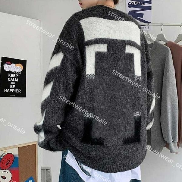 ow designer sweater mens womens mohair sweaters arrow color gradient round neck autumn winter keep warm comfortable knitwear streetwear 0028, White;black
ow designer sweater mens womens mohair sweaters arrow color gradient round neck autumn winter keep warm comfortable knitwear streetwear 0028, White;black