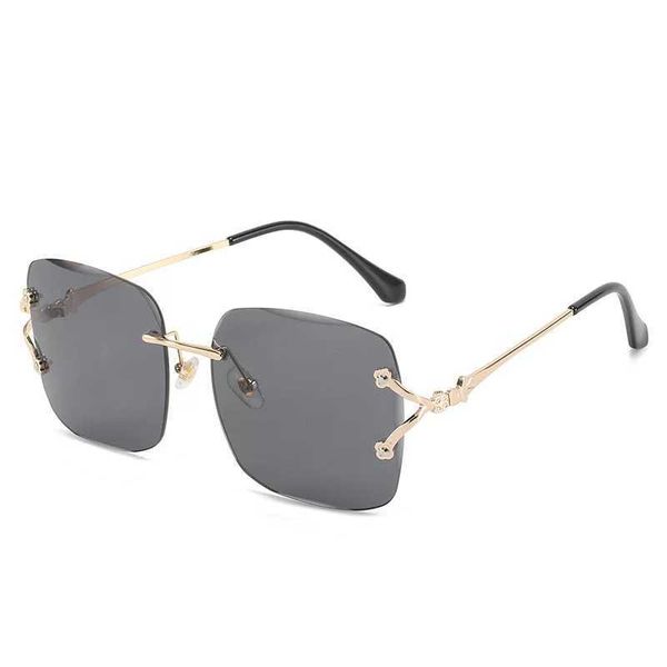 trend fashion sun glasses men glasses vintage square for driving shades new fashion factory sun glasses 70%off, White;black
trend fashion sun glasses men glasses vintage square for driving shades new fashion factory sun glasses 70%off, White;black