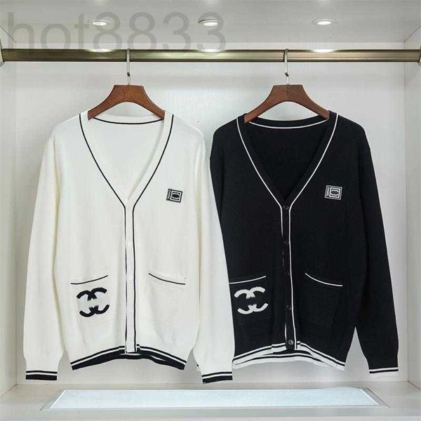 women's sweaters designer new cardigan sweater v-neck knitting metal button shoulder pad short long sleeve slim small fragrance coat fo, White;black
women's sweaters designer new cardigan sweater v-neck knitting metal button shoulder pad short long sleeve slim small fragrance coat fo, White;black