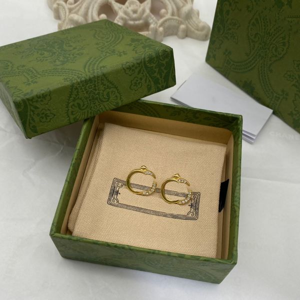 half diamond stud earrings party rhinestone eardrops back stamps designer dangler with box birthday anniversary, Golden;silver
half diamond stud earrings party rhinestone eardrops back stamps designer dangler with box birthday anniversary, Golden;silver
