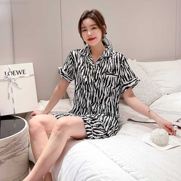 women's silk pajamas set luxury fashion zebra print short sleeve sleepwear like leisure home clothes stain nightwear summer new 0222
women's silk pajamas set luxury fashion zebra print short sleeve sleepwear like leisure home clothes stain nightwear summer new 0222