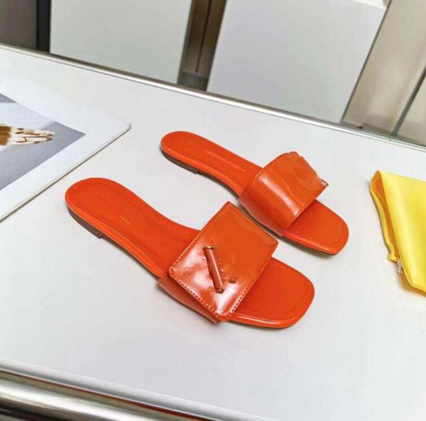 beach slippers fashion thick bottom designer women shoes cartoon alphabet lady platform sandals leather heels letter slides large size 35-42, Black
beach slippers fashion thick bottom designer women shoes cartoon alphabet lady platform sandals leather heels letter slides large size 35-42, Black