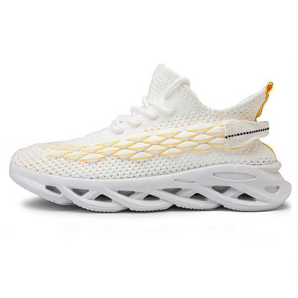 new men running shoes runners black white designer classic cut knit outdoor breathable jogging sport man sneakers chaussures 40-44
new men running shoes runners black white designer classic cut knit outdoor breathable jogging sport man sneakers chaussures 40-44