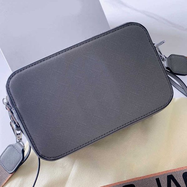 snapsshoulder bag crossbody designer bags leather handbags women camera bag wide strap leather handbag small pink purse single messenger 220
snapsshoulder bag crossbody designer bags leather handbags women camera bag wide strap leather handbag small pink purse single messenger 220