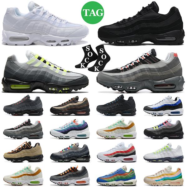 og neon max 95 running shoes 95s men women outdoor sports sneakers mens trainers triple black white solar red
og neon max 95 running shoes 95s men women outdoor sports sneakers mens trainers triple black white solar red