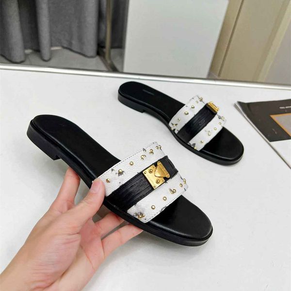designers pool pillow mules women sandals sunset flat louiseity comfort mules padded front strap slippers viutonity fashionable easy-to-wear, Black
designers pool pillow mules women sandals sunset flat louiseity comfort mules padded front strap slippers viutonity fashionable easy-to-wear, Black