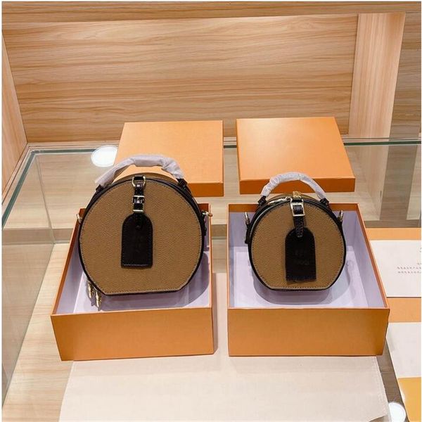 luxury designer round bag cowhide shoulder crossbody bags nano handbags clutchs women phone camera purses
luxury designer round bag cowhide shoulder crossbody bags nano handbags clutchs women phone camera purses