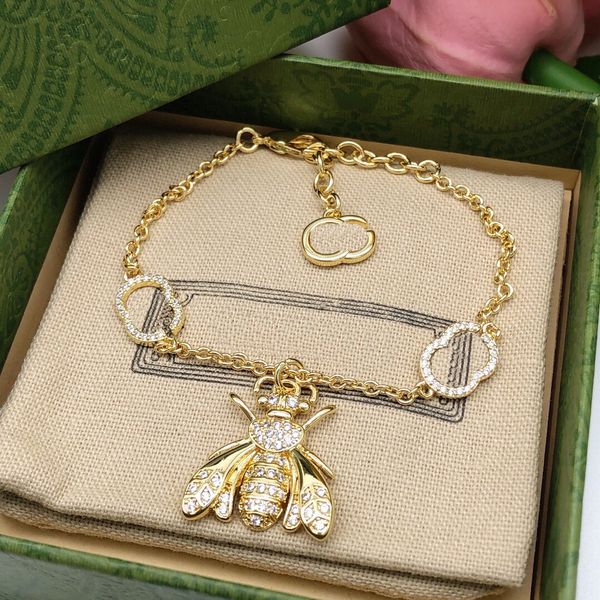 designer chain bee bracelets for womens fashion gold diamond jewelry mens chains heart bracelet luxury chin g bracelets 2302223d, Black
designer chain bee bracelets for womens fashion gold diamond jewelry mens chains heart bracelet luxury chin g bracelets 2302223d, Black