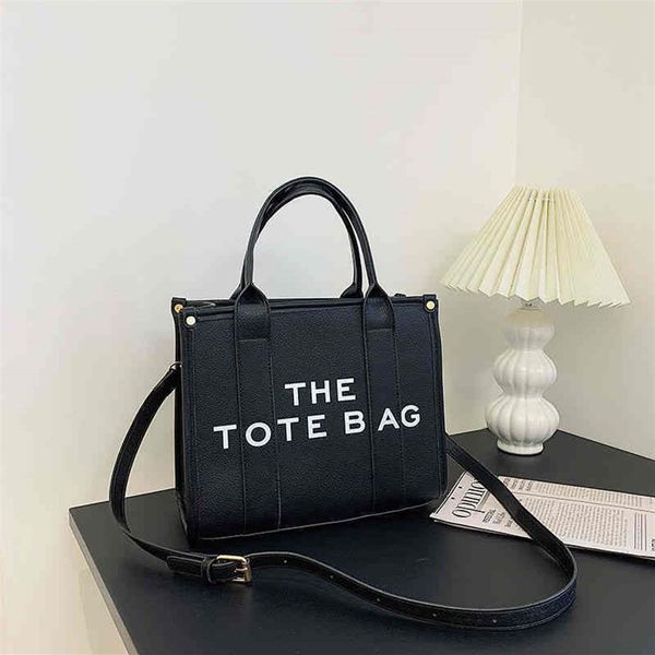 designer letter leather women large handbags brand printing shoulder bag fashion tote ladies 2022 new business handle bags g22202b
designer letter leather women large handbags brand printing shoulder bag fashion tote ladies 2022 new business handle bags g22202b