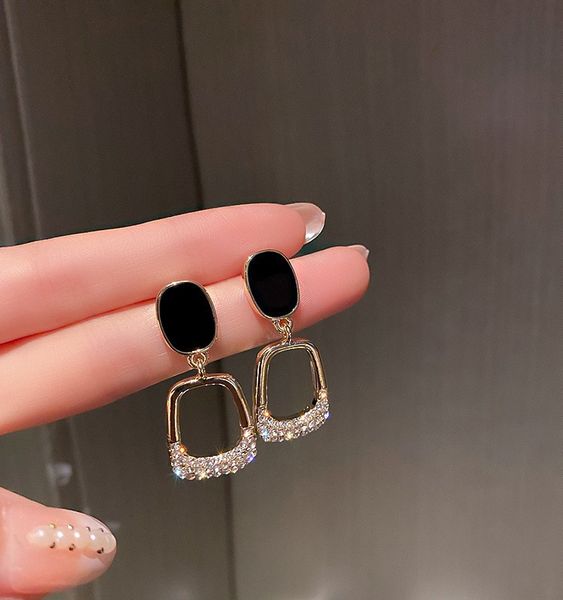 s925 silver needle charm korean square geometric diamond earrings 2023 new fashion earrings temperament design sense earrings female, Golden
s925 silver needle charm korean square geometric diamond earrings 2023 new fashion earrings temperament design sense earrings female, Golden
