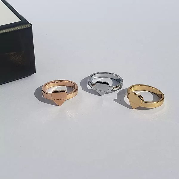 fashion classic simple heart shaped love ring gold silver rose stainless steel couple ring fashion ladies designer jewelry ladies party gift
fashion classic simple heart shaped love ring gold silver rose stainless steel couple ring fashion ladies designer jewelry ladies party gift