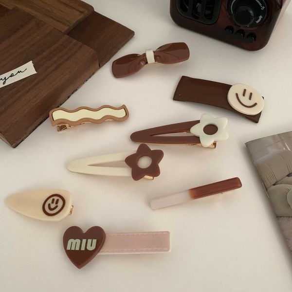 hair clips barrettes ins selling light brown geometric duckbill clip simple and lovely color acetate hairpin hair accessories j230221, Golden;silver
hair clips barrettes ins selling light brown geometric duckbill clip simple and lovely color acetate hairpin hair accessories j230221, Golden;silver