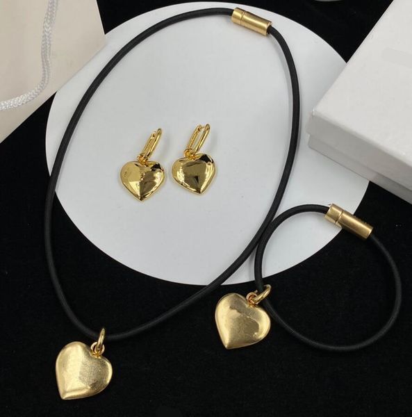 hip hop personality letter heart pendant necklace earrings aretes black cord bracelet for women fashion designer necklaces jewelry sets part
hip hop personality letter heart pendant necklace earrings aretes black cord bracelet for women fashion designer necklaces jewelry sets part