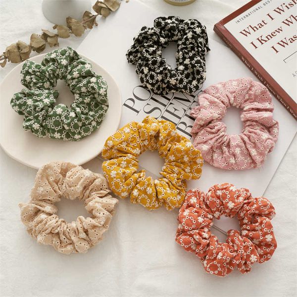 hair clips barrettes wholesale new korean advanced colored hollowout cloth elastic hair scrunchies for sweet girls hair accessories j230221, Golden;silver
hair clips barrettes wholesale new korean advanced colored hollowout cloth elastic hair scrunchies for sweet girls hair accessories j230221, Golden;silver