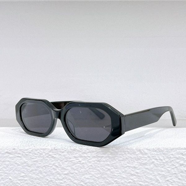 funky sunglasses for women and men irene full frame coating lens mask popular carbon fiber legs summer classic style random box, White;black
funky sunglasses for women and men irene full frame coating lens mask popular carbon fiber legs summer classic style random box, White;black