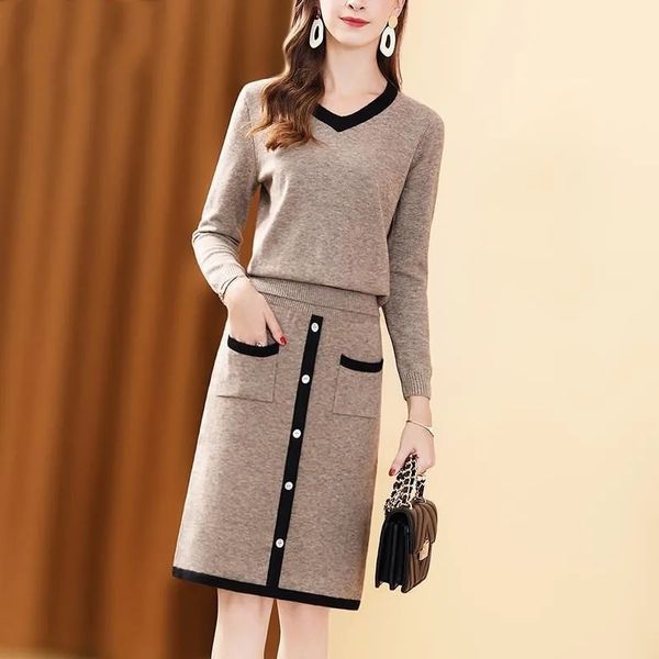 two piece dress 2 pieces spring autumn woman v neck sweaters knitting blouses and slim elegant office ladies skirts suits et ns659 230222, White
two piece dress 2 pieces spring autumn woman v neck sweaters knitting blouses and slim elegant office ladies skirts suits et ns659 230222, White