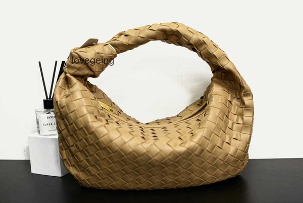 bag knot large bottegas jodie handbag bags 2023 woven fashion venetas cloud designer soft armpit leather women's 46cm gxqe
bag knot large bottegas jodie handbag bags 2023 woven fashion venetas cloud designer soft armpit leather women's 46cm gxqe
