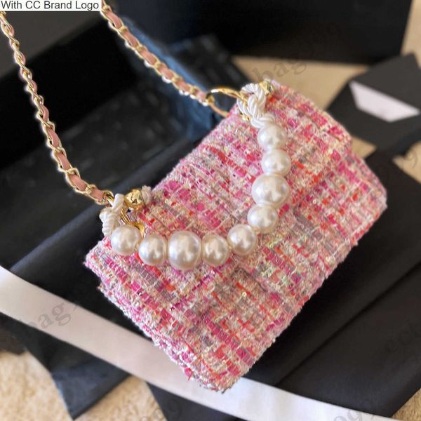 cc cross body 23ss big pearl handle pink woolen quilted bags designer gold metal hardware leather chain crossbody shoulder large capacity ha
cc cross body 23ss big pearl handle pink woolen quilted bags designer gold metal hardware leather chain crossbody shoulder large capacity ha