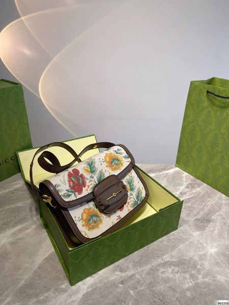 designers horsebit buckle bags womens shoulder crossbody handbags fashion g brand real leather canvas ladies luxury flowers samll bag messen
designers horsebit buckle bags womens shoulder crossbody handbags fashion g brand real leather canvas ladies luxury flowers samll bag messen
