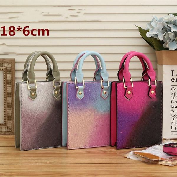 designers handbag for mens womens gradient bags leather purses fashion womens mini shoulder lady tote messenger bag 
designers handbag for mens womens gradient bags leather purses fashion womens mini shoulder lady tote messenger bag