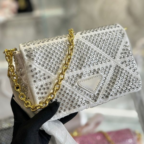 ggly designer diamond tote bags women's purse underarm bag fashion chains crossbody duchess women handbag retro tote
ggly designer diamond tote bags women's purse underarm bag fashion chains crossbody duchess women handbag retro tote