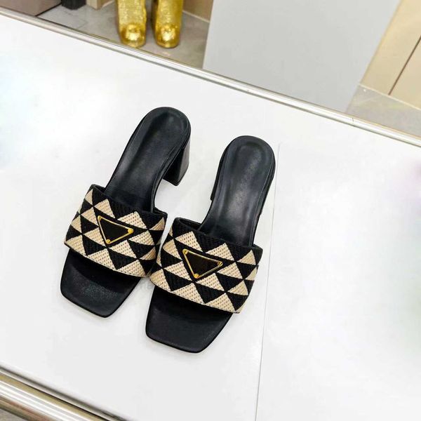 sandal slipper flip-flops women's outer wear sandals new summer flat elevation cool drag beach shoes tide platform slippers 35-42, Black
sandal slipper flip-flops women's outer wear sandals new summer flat elevation cool drag beach shoes tide platform slippers 35-42, Black