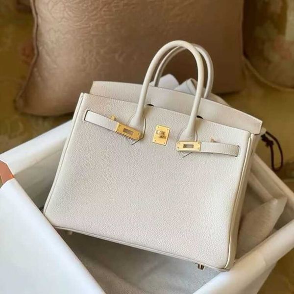 women designer bags genuine lychee pattern 2022 fashion large capacity portable for women high grade single shoulder messenger bag
women designer bags genuine lychee pattern 2022 fashion large capacity portable for women high grade single shoulder messenger bag