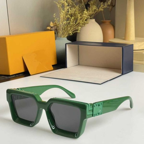 sunglasses for men new women's accessories luxury eyeglasses designer brand vintage uv400 summer new fashion factory sun glasses 70%off, White;black
sunglasses for men new women's accessories luxury eyeglasses designer brand vintage uv400 summer new fashion factory sun glasses 70%off, White;black