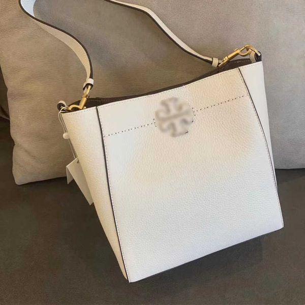 fashion shoulder bags women trendy large-capacity single-shoulder wide shoulder deformation bag large tote outdoor travel handbags 49%off
fashion shoulder bags women trendy large-capacity single-shoulder wide shoulder deformation bag large tote outdoor travel handbags 49%off