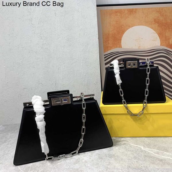 cc shoulder bags 2023 early spring bag series smooth cowhide new chain package appearance shape luxurys designer bags
cc shoulder bags 2023 early spring bag series smooth cowhide new chain package appearance shape luxurys designer bags