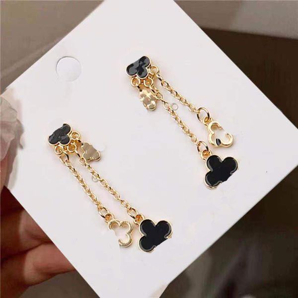 famous stud earrring 18k gold plated luxury designers long tassel flowers dangle geometric women crystal rhinestone earrings designer weddin, Golden;silver
famous stud earrring 18k gold plated luxury designers long tassel flowers dangle geometric women crystal rhinestone earrings designer weddin, Golden;silver