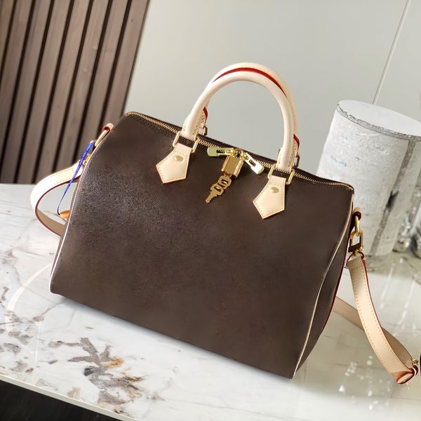 10a mirror luxury one shoulder bag designer handbag brand fashion pillow bag classic pattern women's bag original box
10a mirror luxury one shoulder bag designer handbag brand fashion pillow bag classic pattern women's bag original box