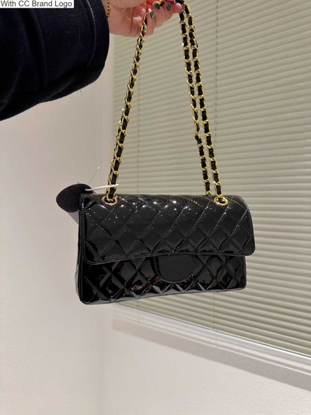 luxury cc shoulder bags classic cf 2.55 bag luxury patent leather flap handbag golden/silver metal hardware chain bags women's fashion
luxury cc shoulder bags classic cf 2.55 bag luxury patent leather flap handbag golden/silver metal hardware chain bags women's fashion
