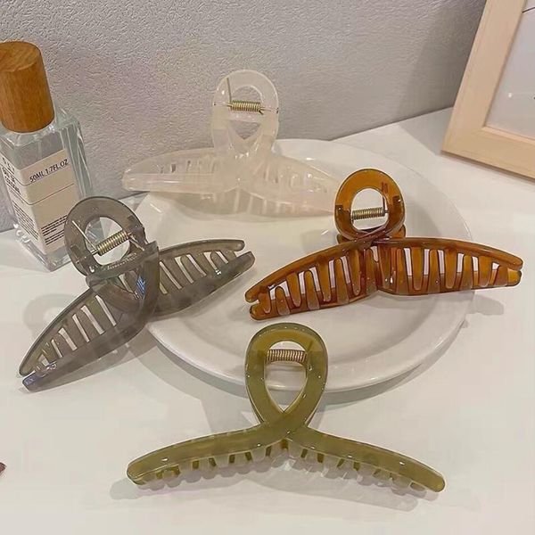 luxury fashion womens solid colors plastic barrettes 13cm designer hair clips claws big square crabs clip grain plugs for women girls hair a, Golden;silver
luxury fashion womens solid colors plastic barrettes 13cm designer hair clips claws big square crabs clip grain plugs for women girls hair a, Golden;silver
