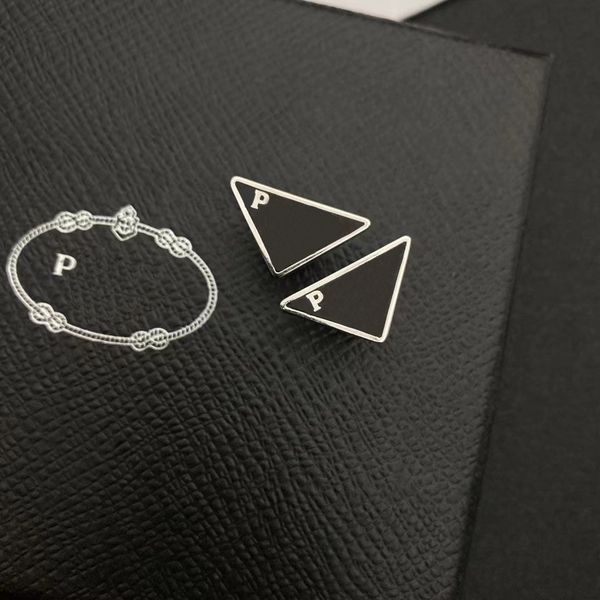 triangle letter stud earring with stamp fashion jewelry accessories for gift party 4 colors, Golden;silver
triangle letter stud earring with stamp fashion jewelry accessories for gift party 4 colors, Golden;silver