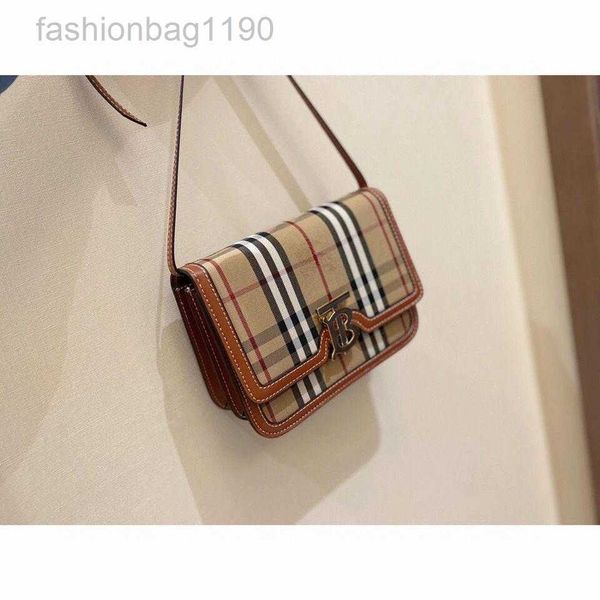 fashionable new tote designer one burbrerys woman handbags shoulder slung bag with classic tofu bag bl8z
fashionable new tote designer one burbrerys woman handbags shoulder slung bag with classic tofu bag bl8z
