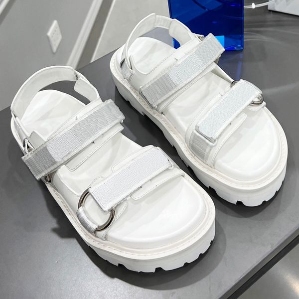 2023 fashion womens sandals sandals summer style upper with logo retro comfortable thick bottom with white beach letter sandal with original, Black
2023 fashion womens sandals sandals summer style upper with logo retro comfortable thick bottom with white beach letter sandal with original, Black