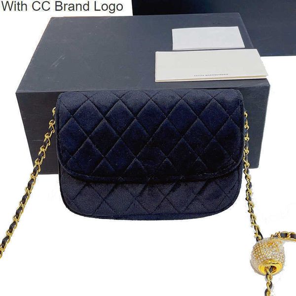 luxury cc shoulder bags classic quilted matelasse mini velour flap france brand gold hardware chain crossbody bag designer diamond golden b
luxury cc shoulder bags classic quilted matelasse mini velour flap france brand gold hardware chain crossbody bag designer diamond golden b