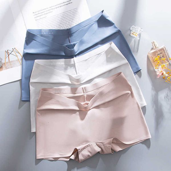 women's safety pants ice silk traceless boxers women's underwear cotton crotch, Black;white
women's safety pants ice silk traceless boxers women's underwear cotton crotch, Black;white