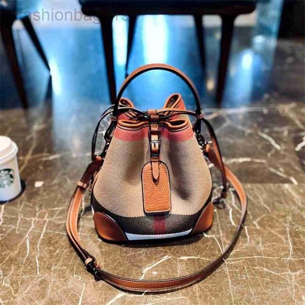 handbags new tote high burbrerys bags sense women net red with leather bucket womens trend classic lattice foreign style contrast color mess
handbags new tote high burbrerys bags sense women net red with leather bucket womens trend classic lattice foreign style contrast color mess