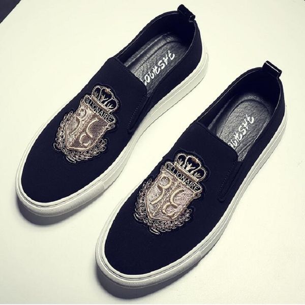 new men leather casual shoes man slip-on luxury embroidery suede leather flat shoes trend loafers d2a22, Black
new men leather casual shoes man slip-on luxury embroidery suede leather flat shoes trend loafers d2a22, Black