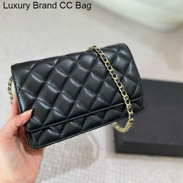 cc shoulder bags womens messenger crossbody bags fashion luxury card holder designer bags women bag mens shoulder lady totes purse designers
cc shoulder bags womens messenger crossbody bags fashion luxury card holder designer bags women bag mens shoulder lady totes purse designers