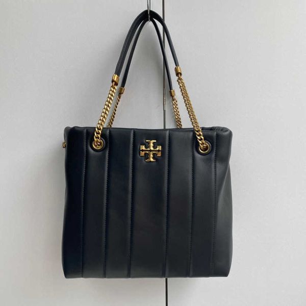 luxury women shoulder bags designer chain tote one-shoulder diagonal women's bag messenger handbags 2023
luxury women shoulder bags designer chain tote one-shoulder diagonal women's bag messenger handbags 2023