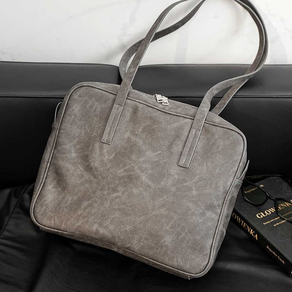 briefcases light business men's handbag single shoulder document letter envelope computer satchel leisure 230223
briefcases light business men's handbag single shoulder document letter envelope computer satchel leisure 230223